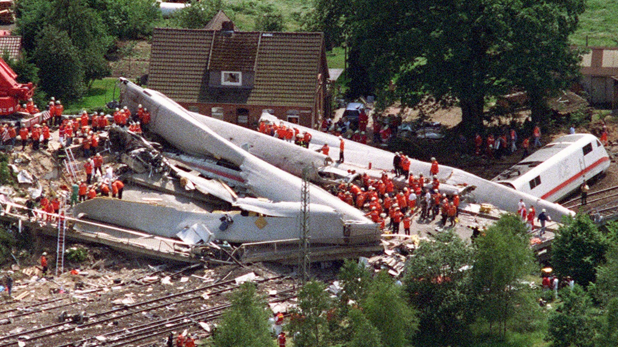 Katastrofa ICE 884 pod Eschede (1998): pęknięta obręcz