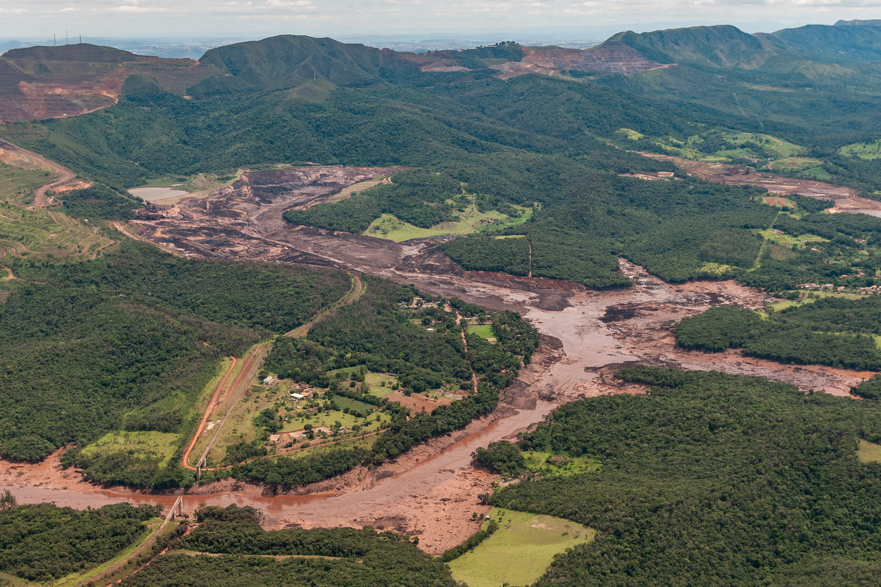 Katastrofa zapory w Brumadinho (2019): szlam i papierowe certyfikaty