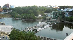 Most I-35W w Minneapolis (2007): umowność liczb kontra grawitacja