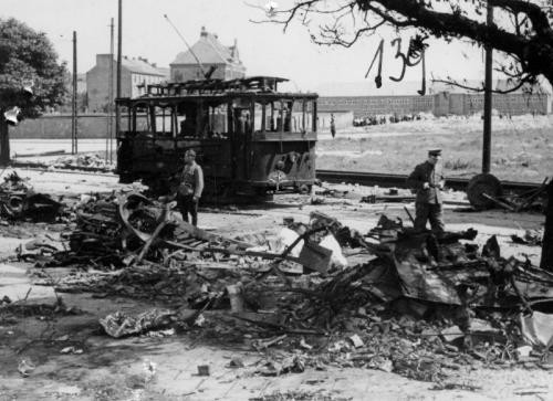 Katastrofa Pe-2 w Poznaniu (1952): 9 ofiar i pół wieku wymuszonego milczenia